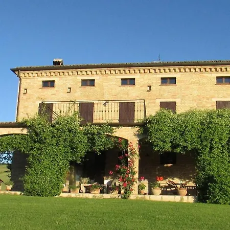 Giulia - Homelike Villa Appignano (Macerata)